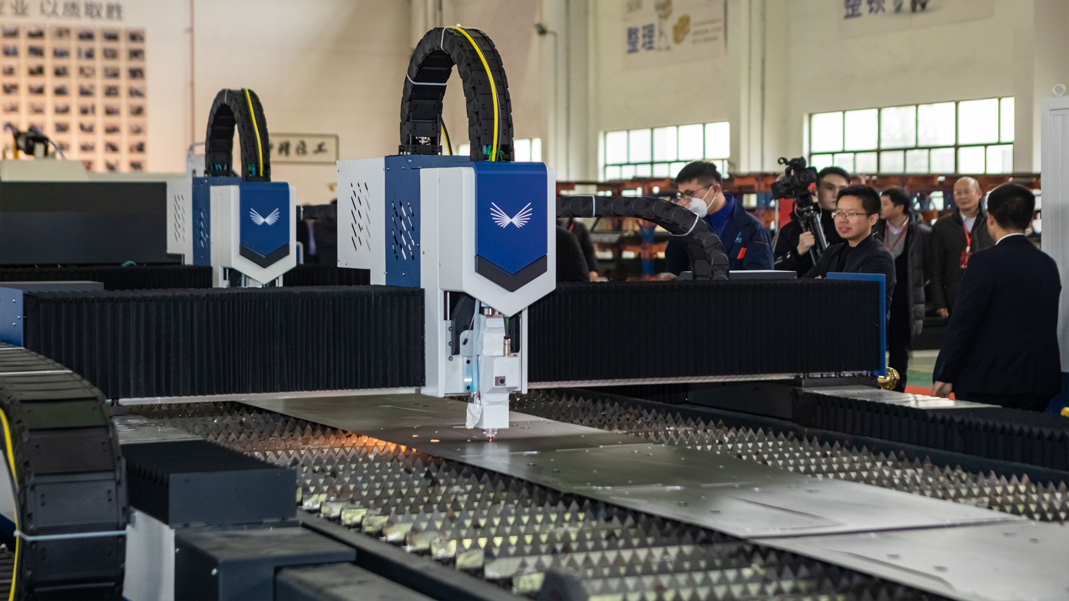 鋼板激光切割機在鈑金行業大受青睞